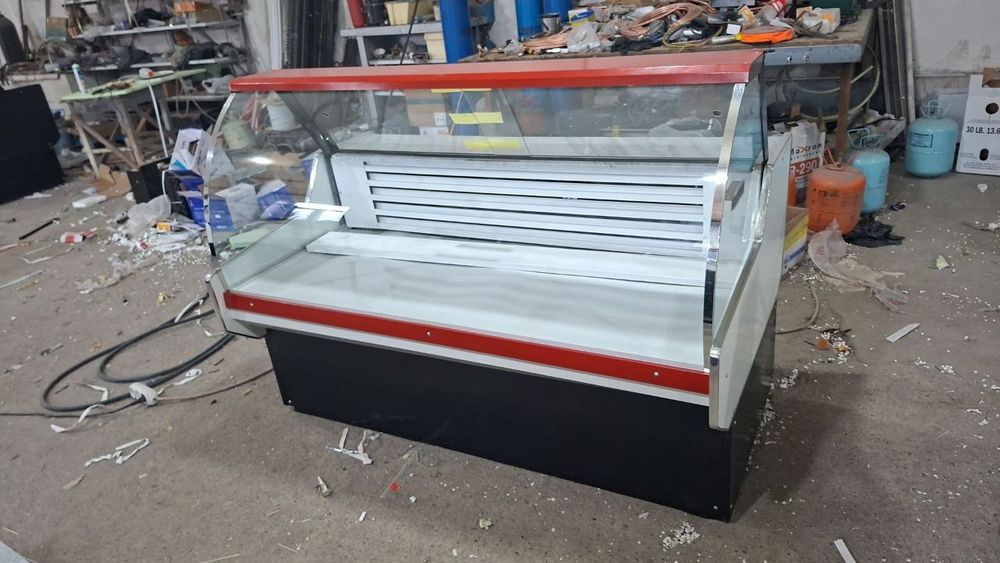 витрина холодильник