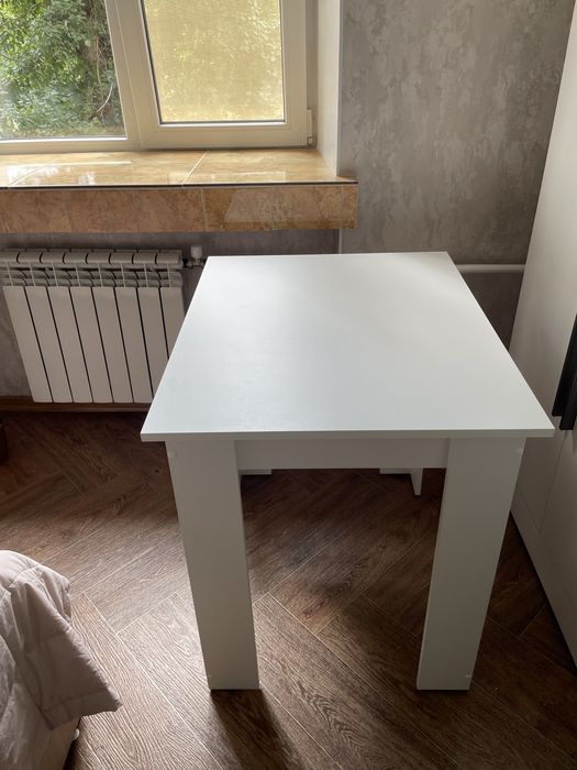 Продам отличный стол