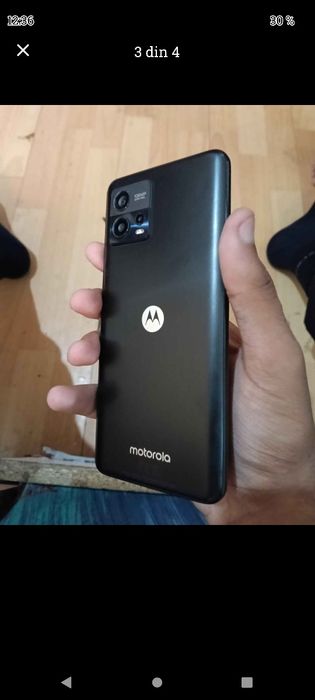 Vând schimb moto g72 128/8 că nou