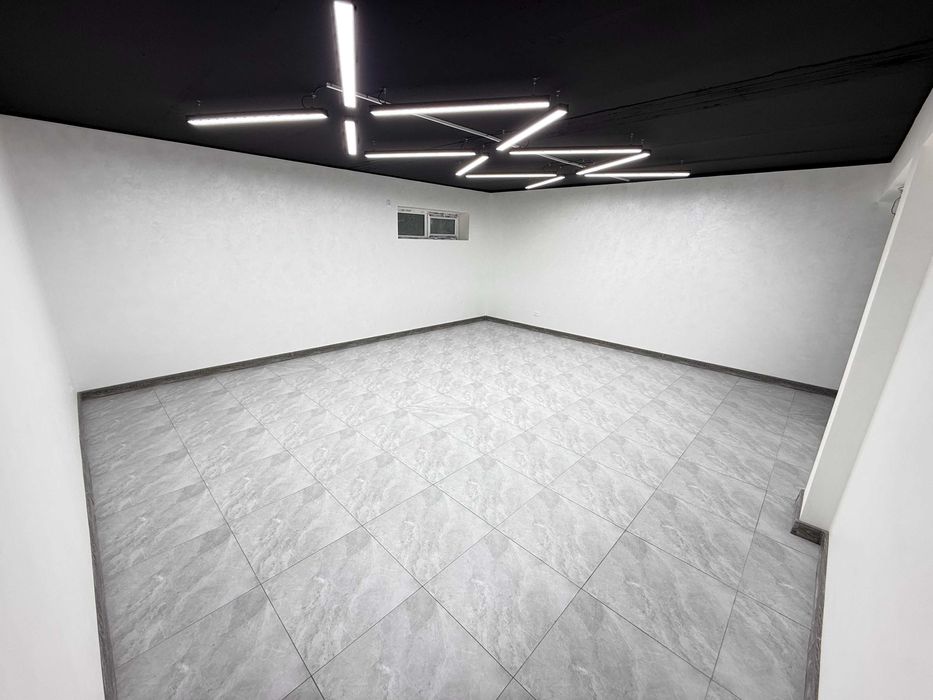 Сдаётся в аренду Офис/ Склад/ Шоурум. Чиланзар Ц квартал, окшом  38КВм