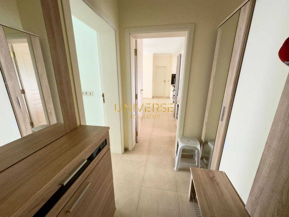Продава се тристаен апартамент в Несебър