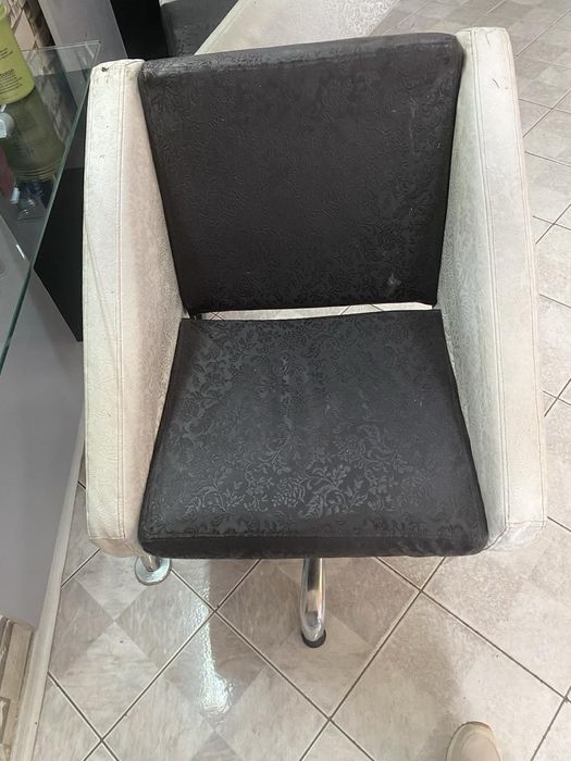 Фризьорски столове