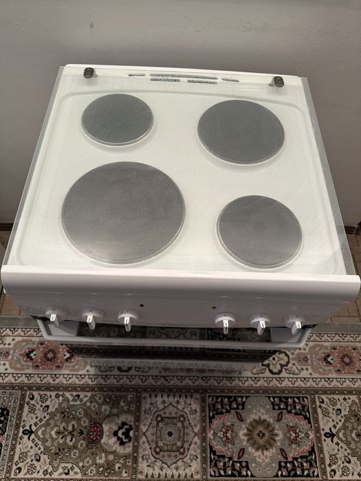 Электроплита Hansa