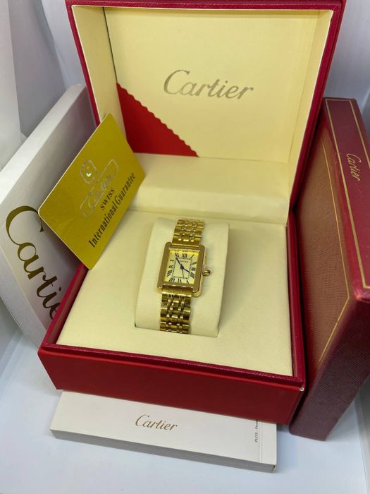 Часы Cartier