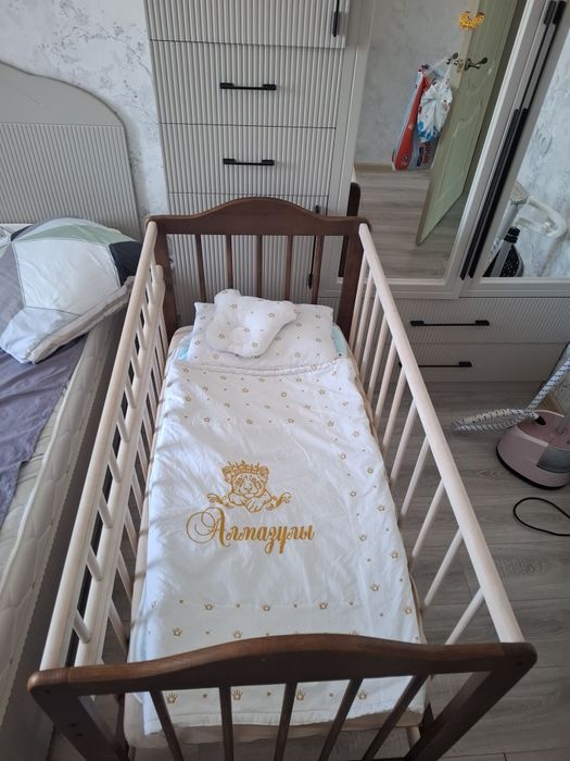 Детская кроватка