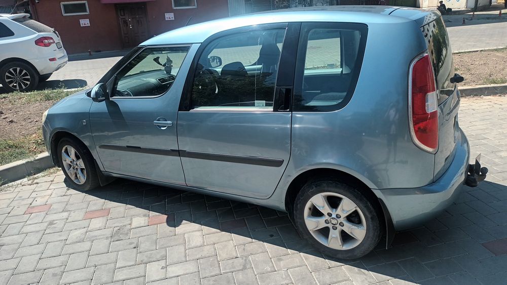 Vând Automobil Skoda Roomster