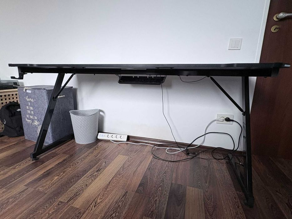 Birou Gaming Huzaro, Hero 4.8, 160 X 60 X 74 Cm, Negru