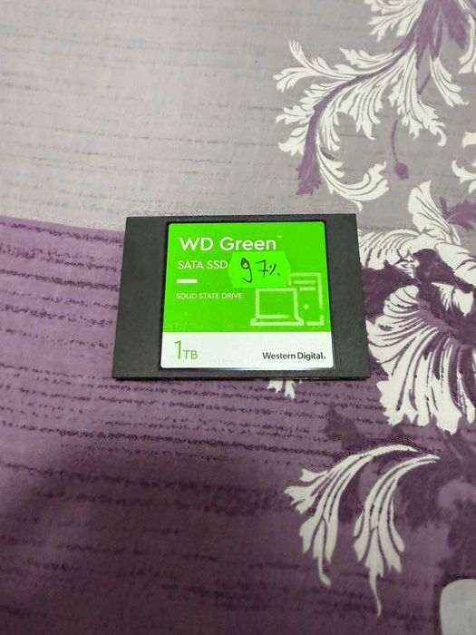 SSD SATA 3 - Western Digital 1TB - 97% health