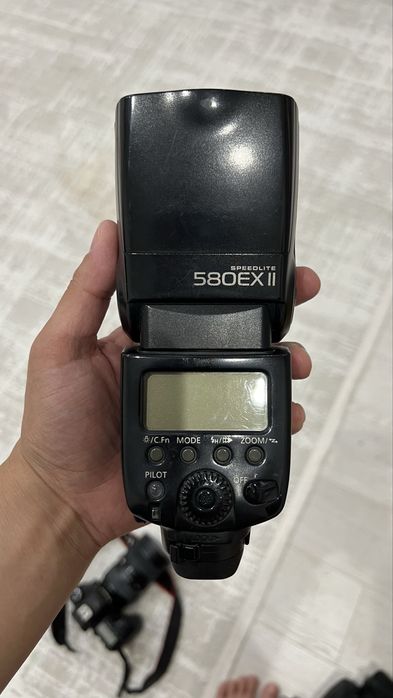 Вспышка canon оригинал