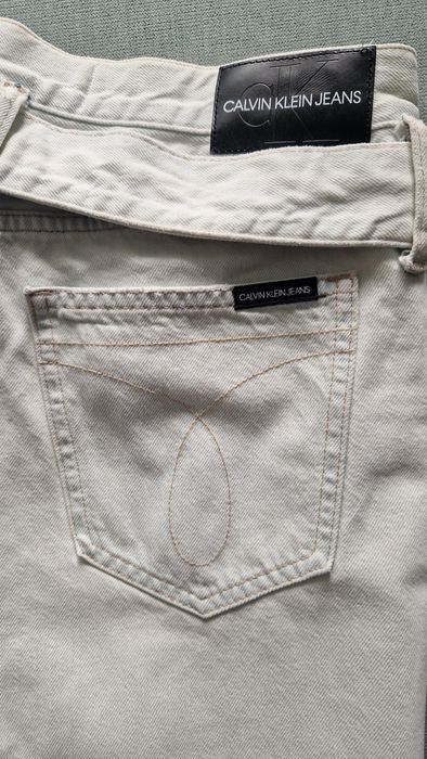 Оригинални дамски дънки Calvin Klein