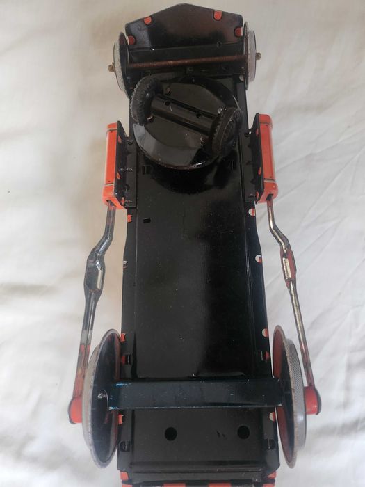 играчки от соца, локомотив на батерии, метални, пластмаса