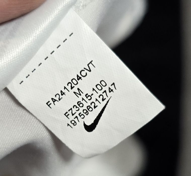 Nike pro дамски топ M размер
