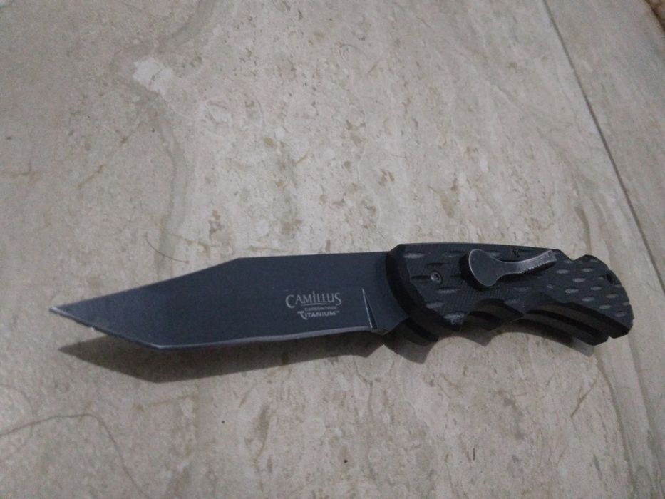 Cutit Camillus carbon-titan