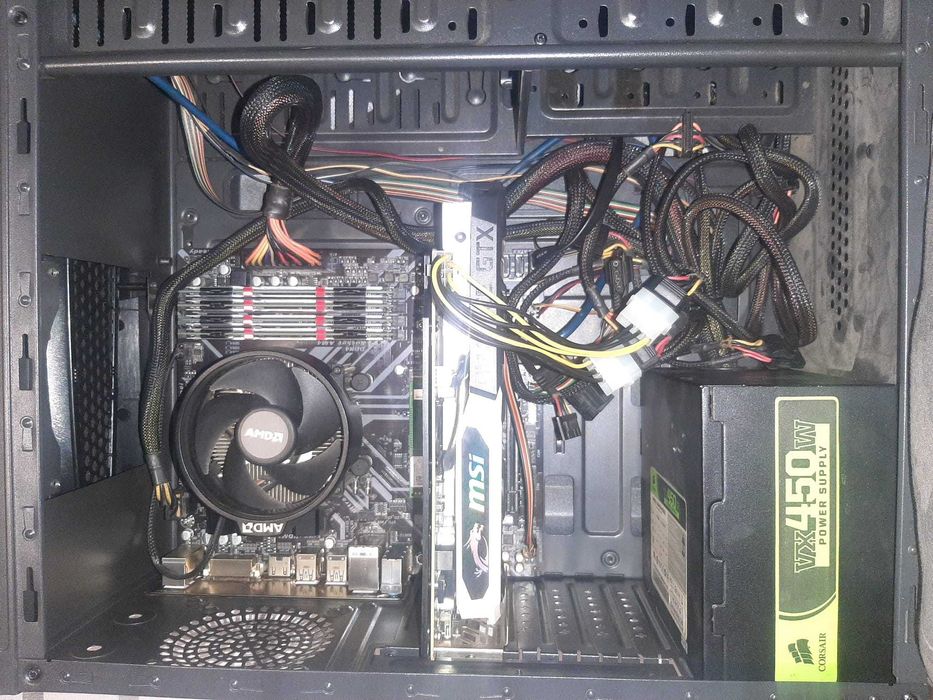PC Gaming AMD Ryzen 5 2600X 6 nuclee