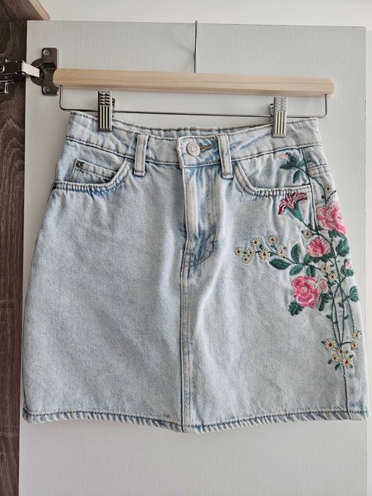 Къса дънкова пола