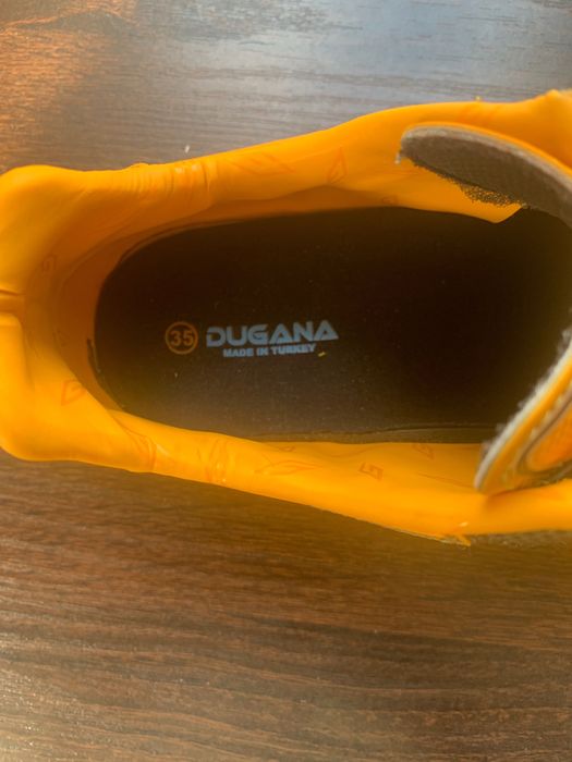 Бутсы “Dugana” 35 размера