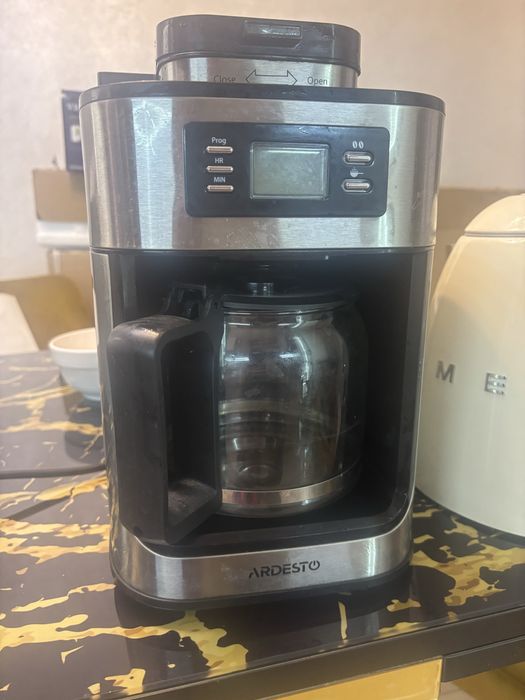 Детский стол на роликах,