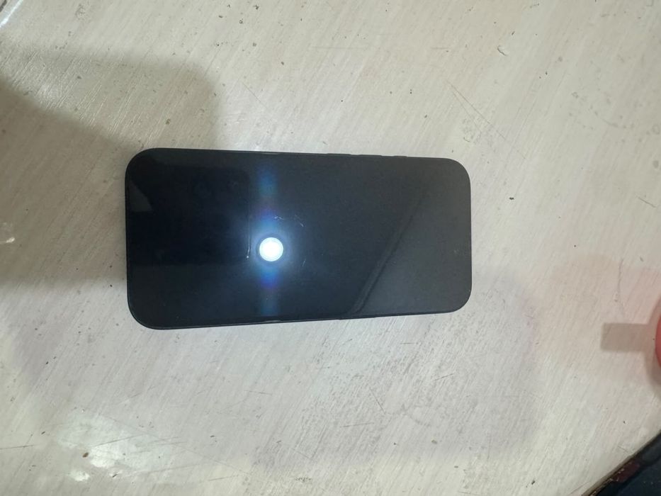 Iphone 16 в отличном состояний