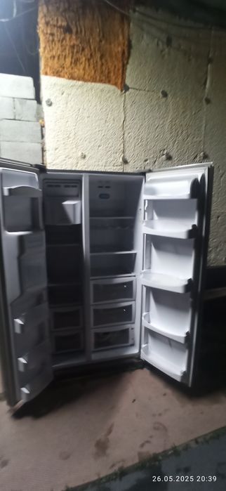 Продам холодильник daewoo на запчасти..