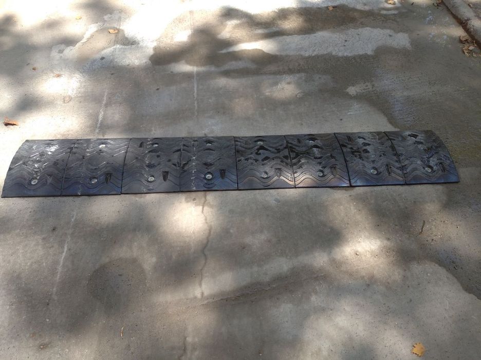 Резиновая Лежачий полицейский (ИДН)