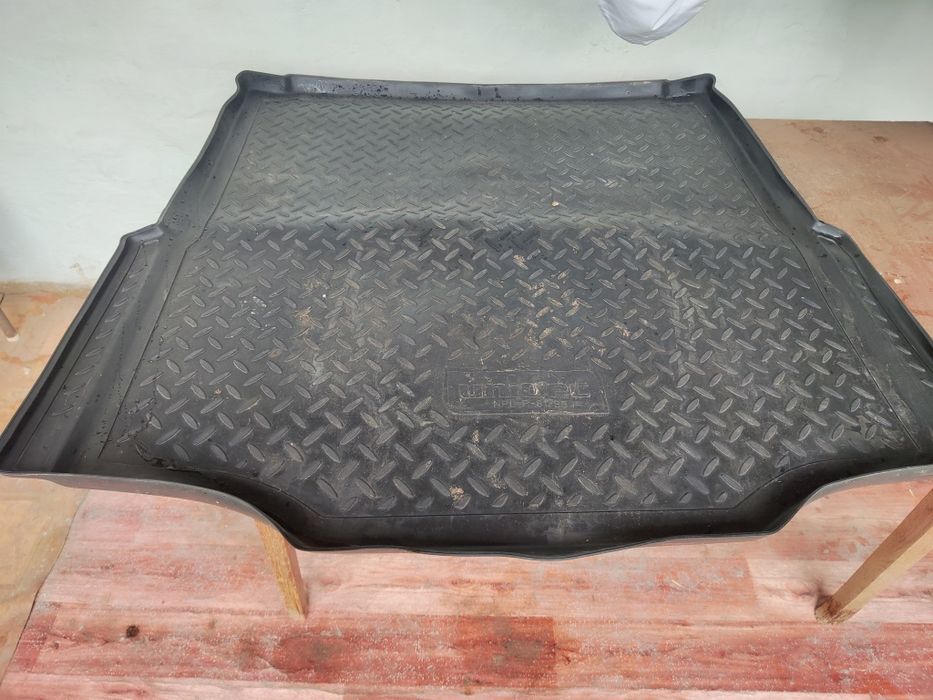 Коврик для багажника