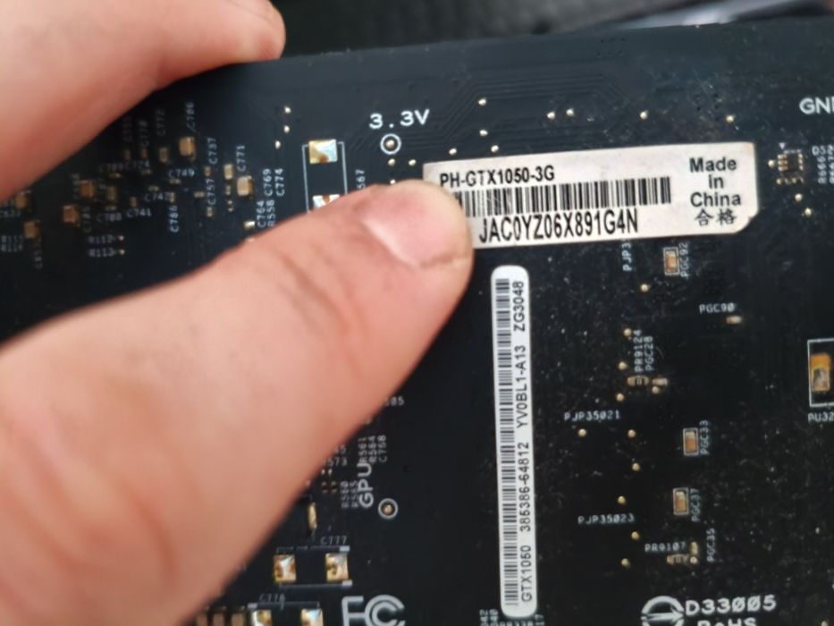 Продам Видеокарту GTX 1050 3gb