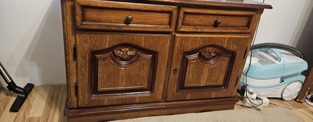 Vand dormitor lemn masiv