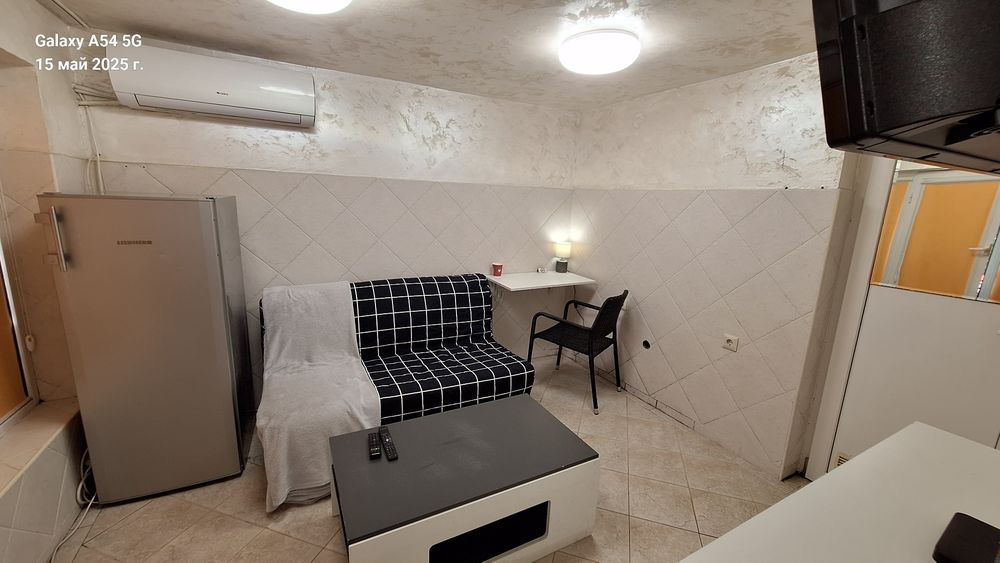 Дава се под наем Едностаен апартамент в Варна, Спортна зала - 25 кв.м за 306 € - Снимка #21