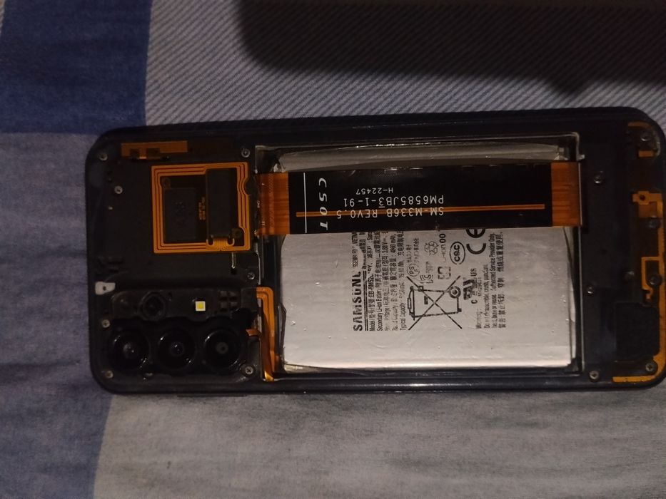 Samsung a23 б/у срочна