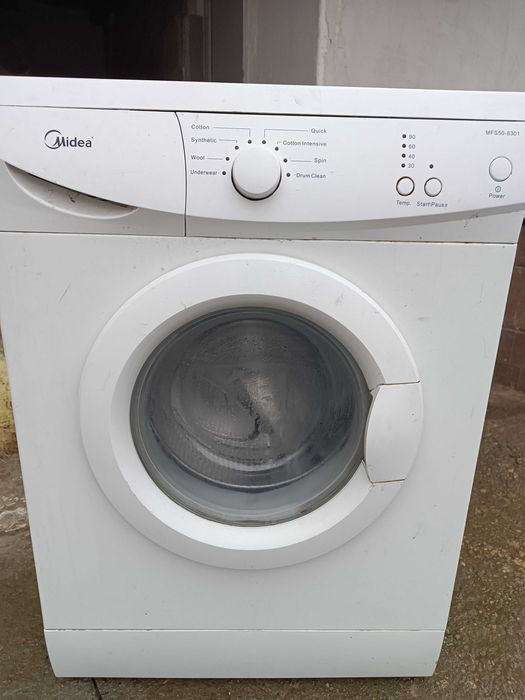 Автом.Пералня Midea