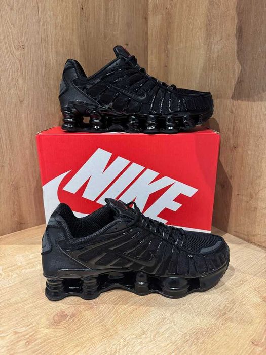 Nike Shox Triple Black