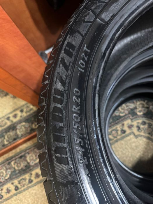 Шины зимние новые