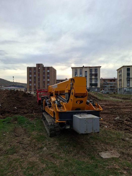 гусеничный кран и автовышка услуга