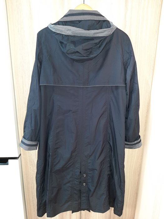 Женский плащ р. 52