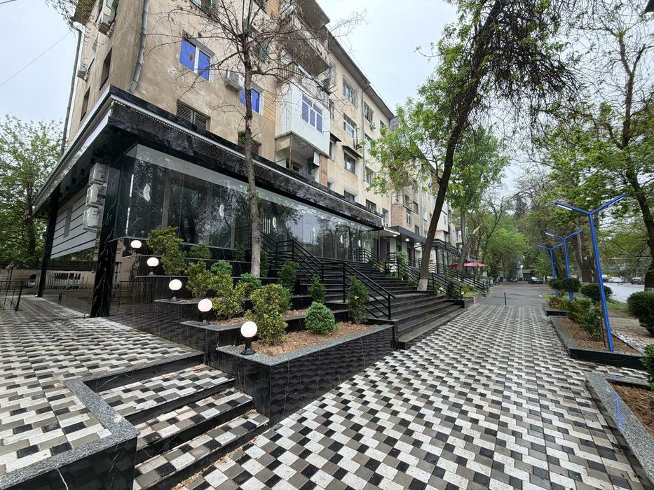 Срочно! Помещение 90 м² + терраса 70 м² на 1 линии — Новомосковская