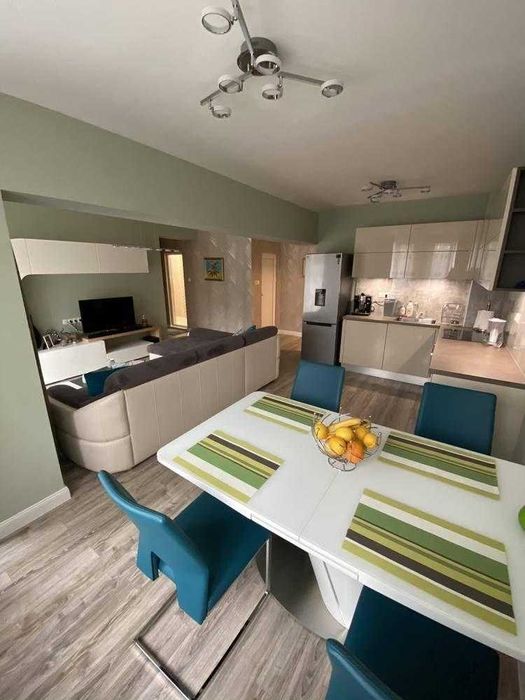 Дава се под наем Двустаен апартамент в Пловдив, Мараша - 78 кв.м за 375 € - Снимка #2