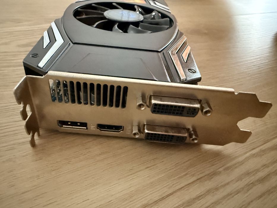 Placa Video Radeon HD 6790 1GB GDDR5