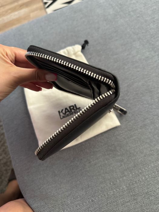 Чисто ново протмоне от естествена кожа Karl lagerfeld
