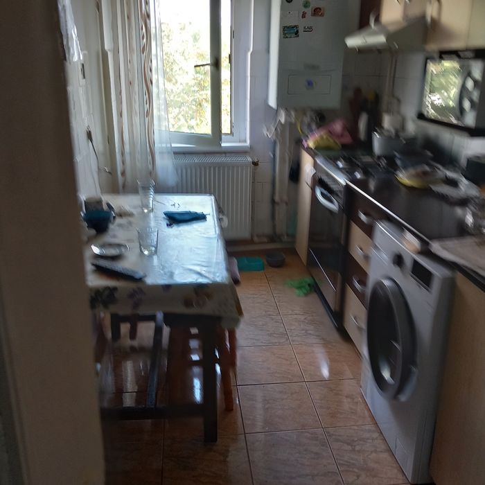 Vânzare apartament 3 camere Călărași 4