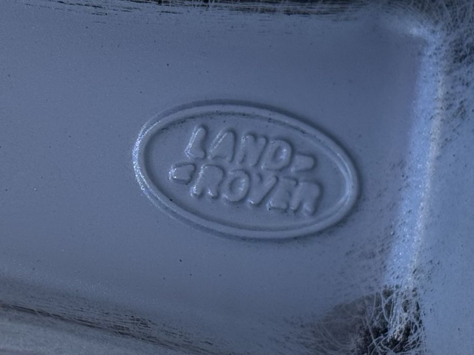 ОРИГИНАЛНИ джанти 20” Land Rover/Range Rover с НОВИ ВСЕСЕЗОННИ гуми 235/50/20