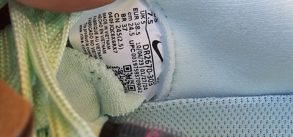 Nike Reactx Infinity  оригинални дамски сникърси нов модел 38.5 номер