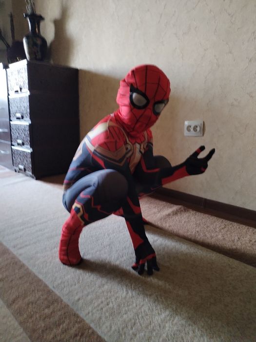 Костюм супер героев человек паук