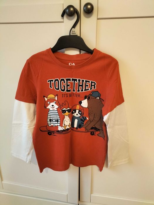 Lot 4 bluze subțiri mărimea 116