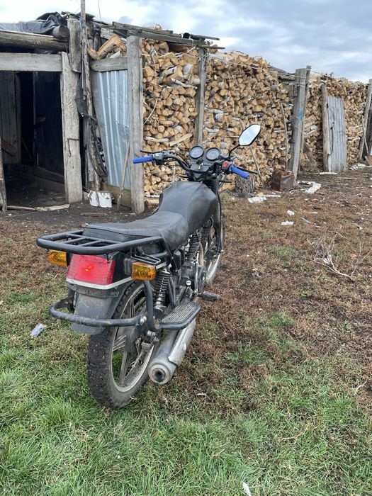 Продам мото 200 куб
