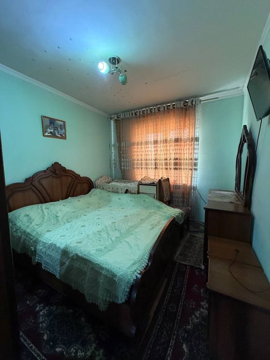 Сергели 1.   3/7/7 нахт или ипатекага. Метро олдида сквазной.