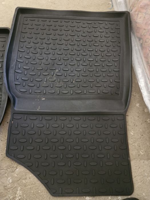 Автоковрики  от Камри 75