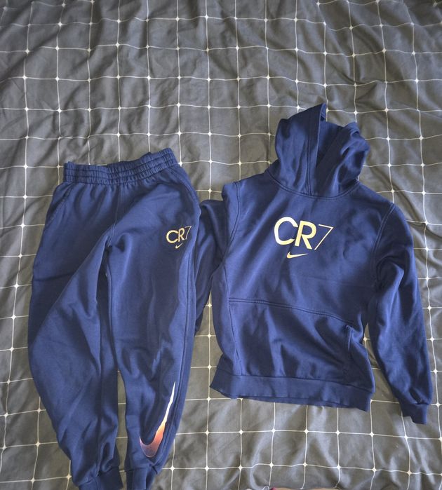 Nike Tech PSG и Nike CR7