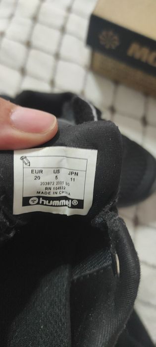 Бебешки маратонки Hummel 20
