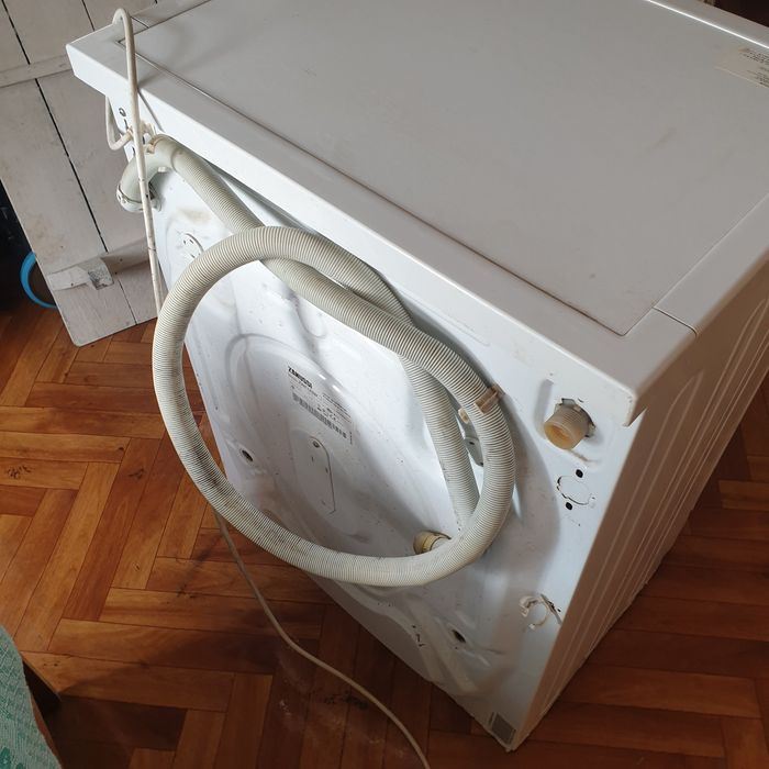 Продам стиральную машину