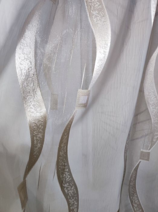 Продам тюль б/у  на окна